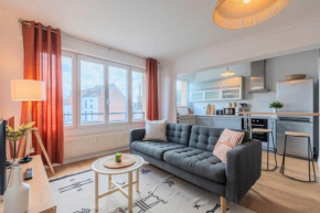 One bedroom apartment with balcony, city center